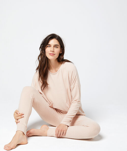 Pantalon maille douce rose.