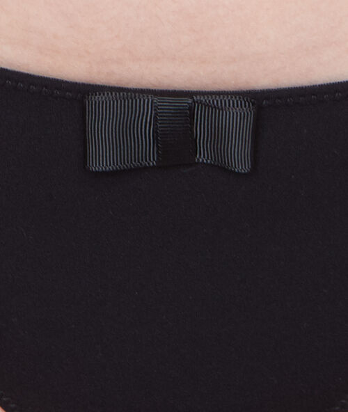 Slip aus spitze schwarz.