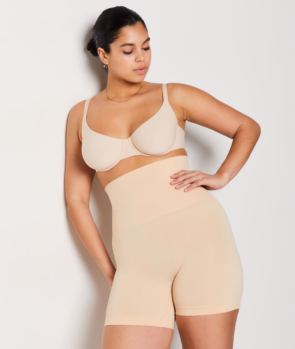 Panty taille haute sculptant - maintien médium beige.