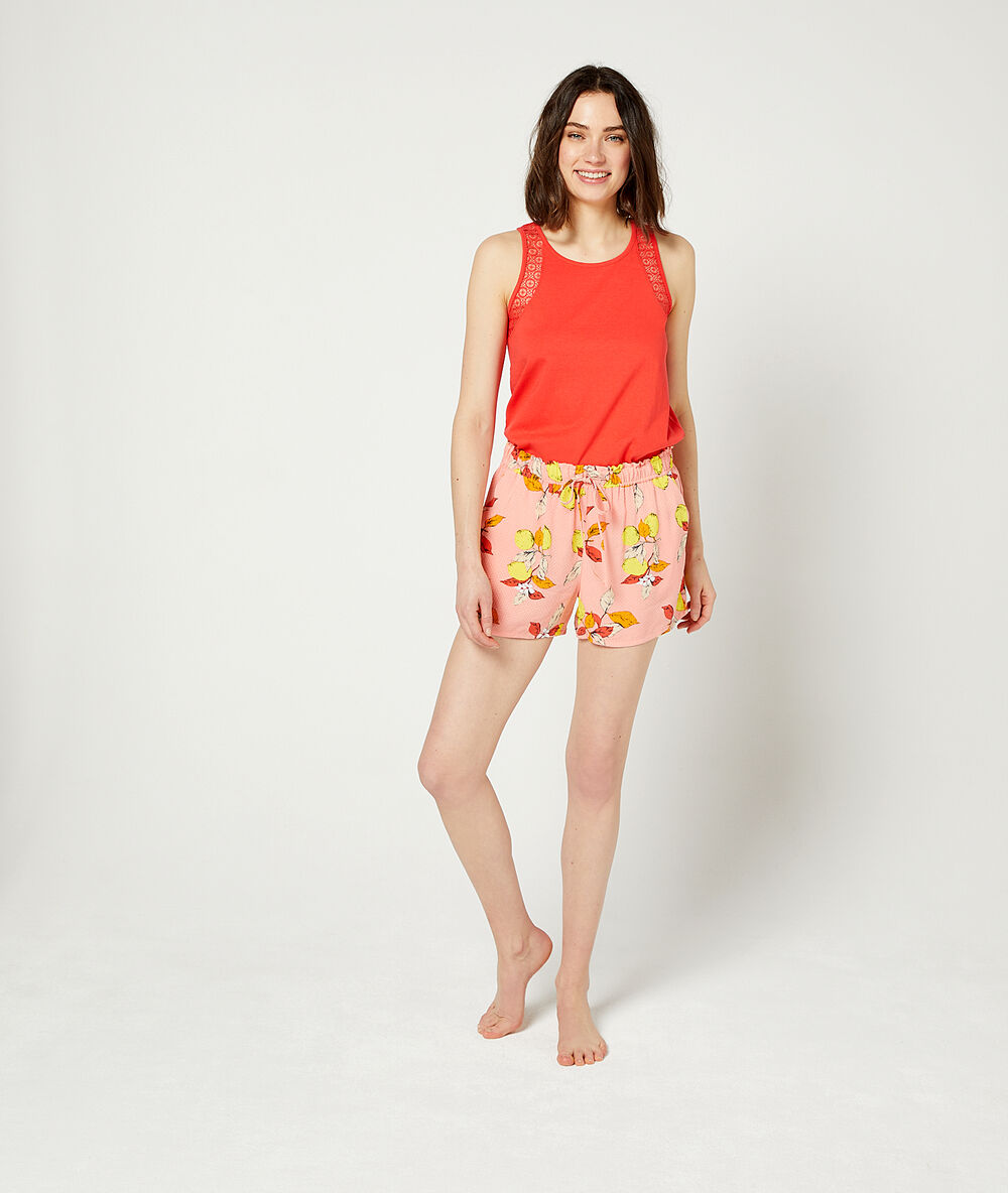 Shorts mit blätter-print rosa.