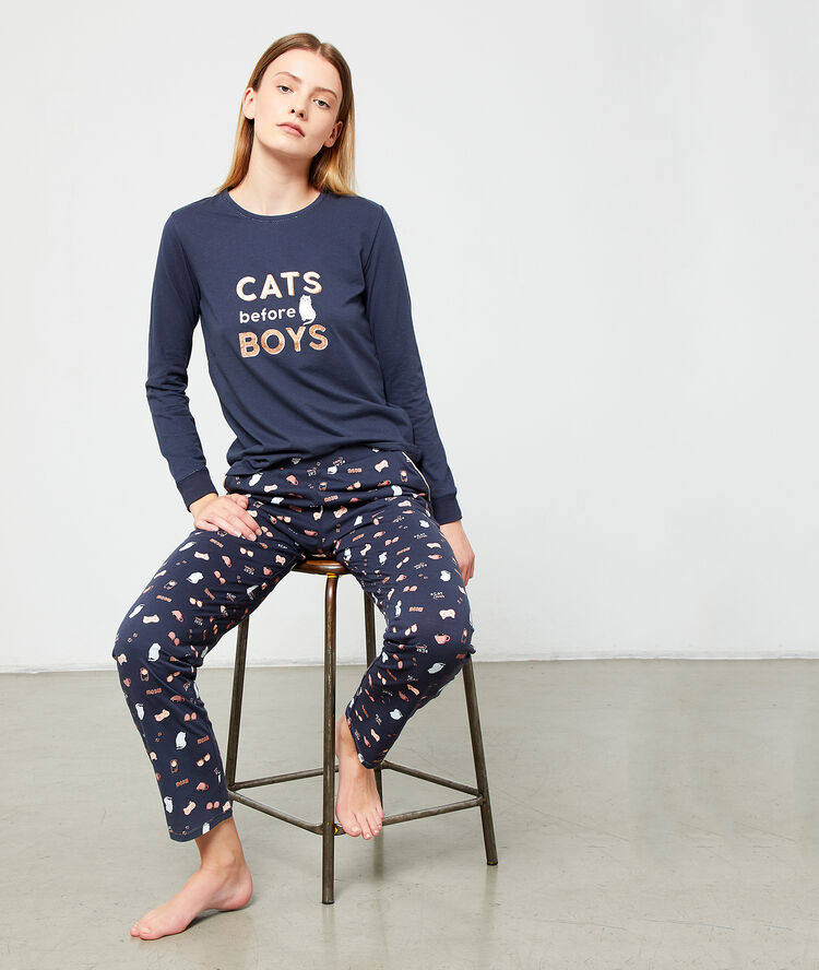 T-shirt "cats before boys" bleu.