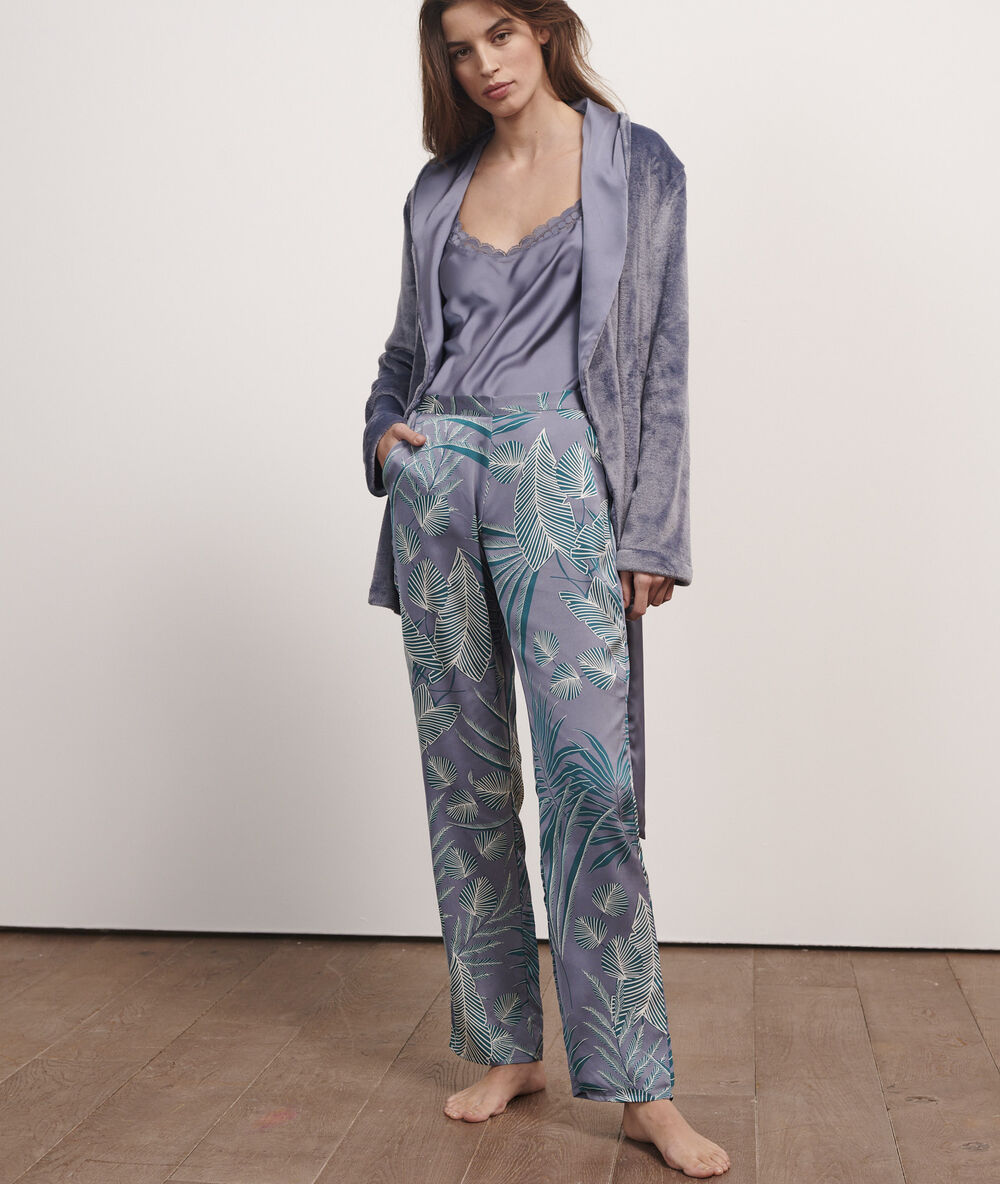 Dreiteiliger pyjama aus satin und fleece mauve.