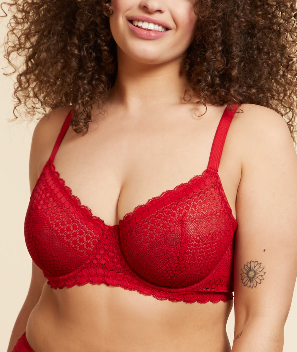 Soutien-gorge corbeille sans coques rouge.