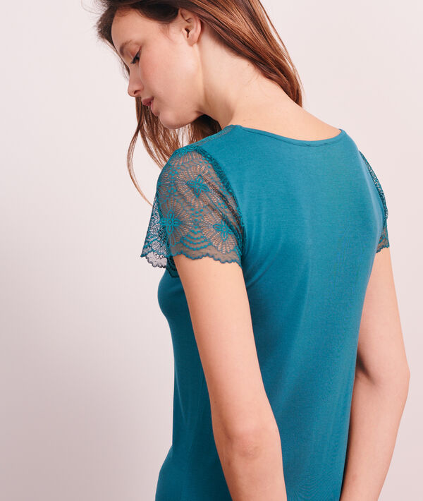 Nachthemd mit Details aus Spitze Nachthemd mit Details aus Spitze;${refinementColor}