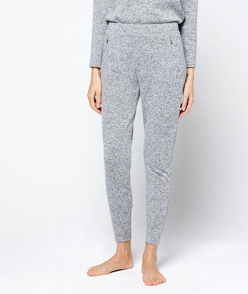 Pantalon loungewear maille chin&eacute;e douce grey.