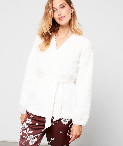 Veste en doudou ecru.