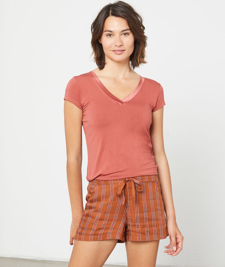 T-shirt décolleté v satiné brique.