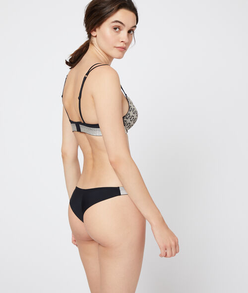 Tanga en dentelle à fibres métallisées Tanga en dentelle à fibres métallisées