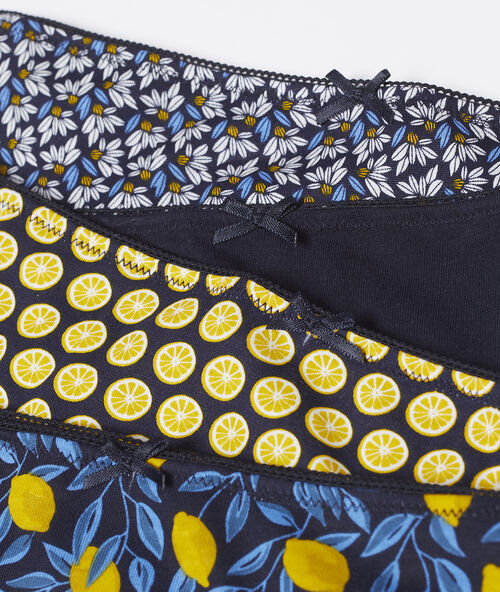 Lot de 4 culottes marine.