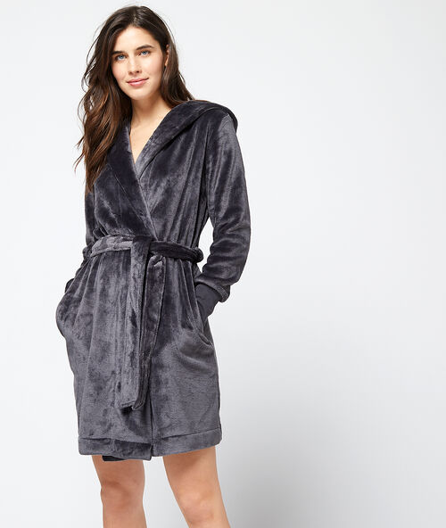 D&eacute;shabill&eacute; &eacute;pais maille ultra douce gris.