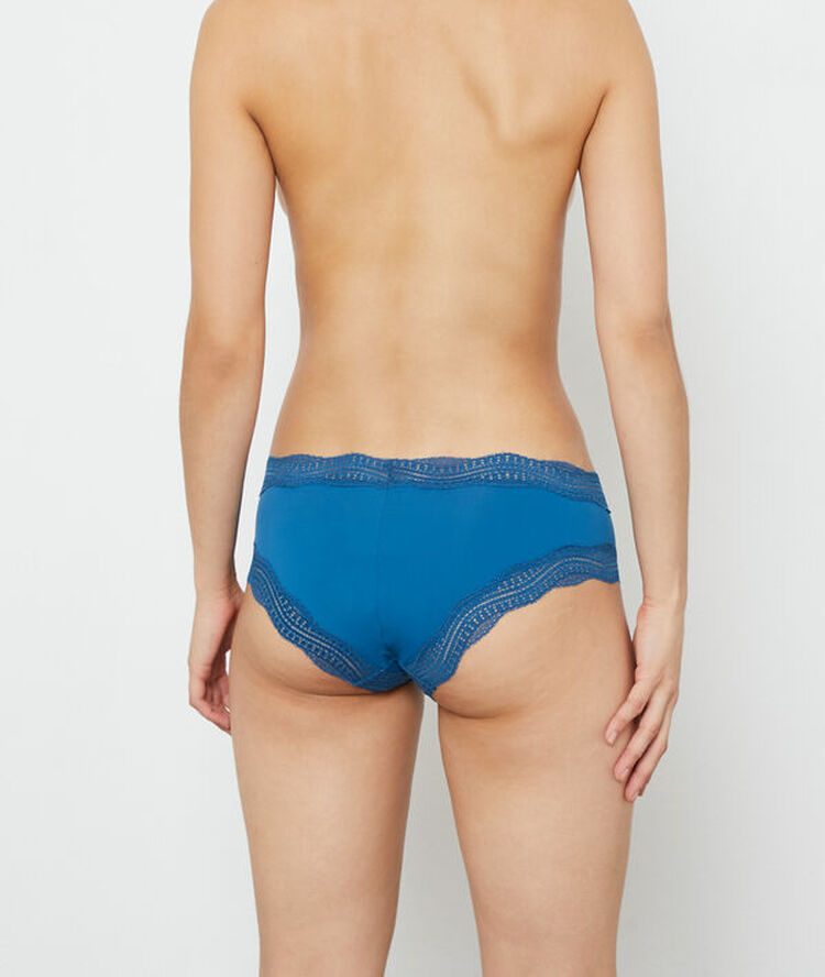 Shorty mit säumen aus grafischer spitze hellblau.