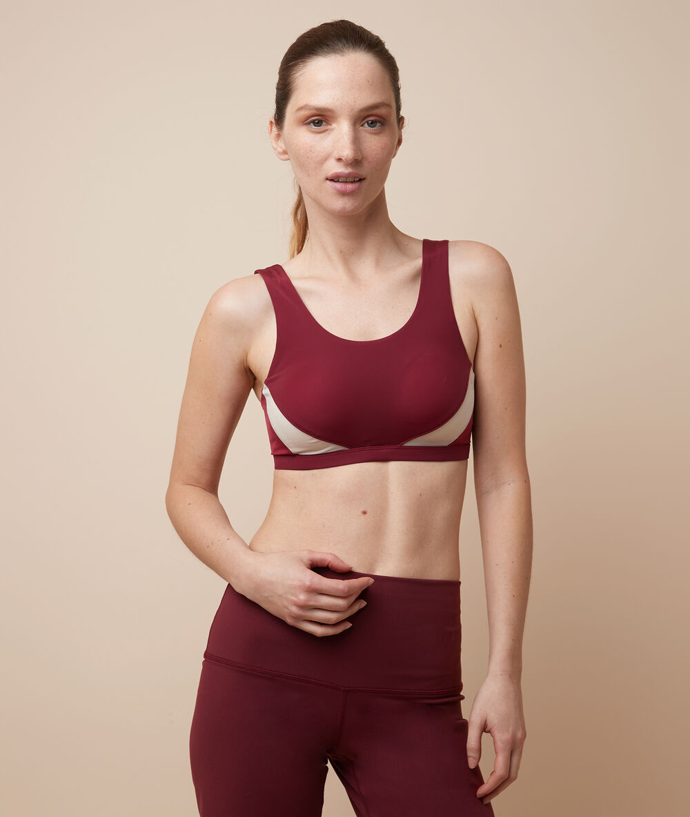 Short cycliste bordeaux grenat.