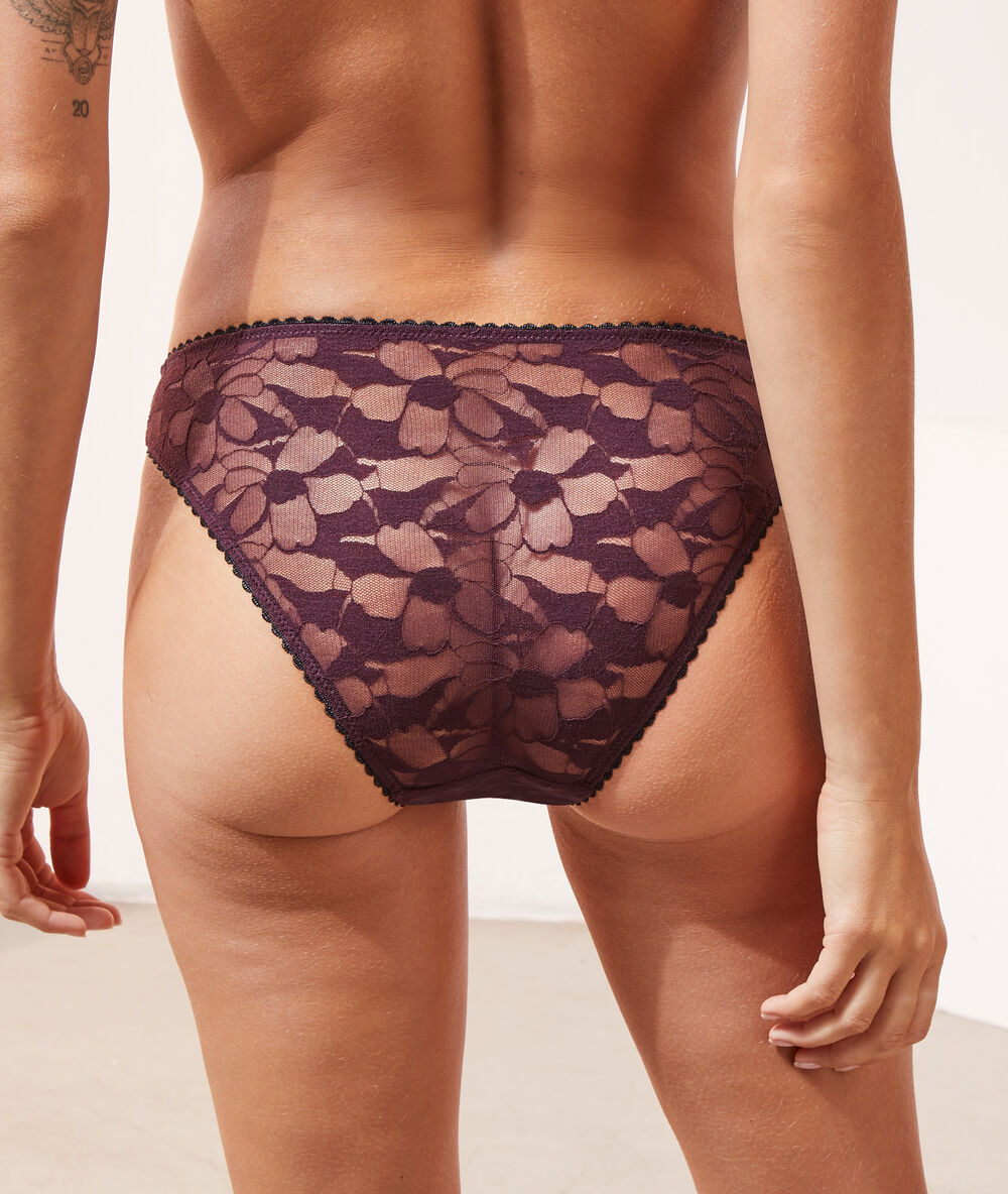 Panty aus spitze pflaume.