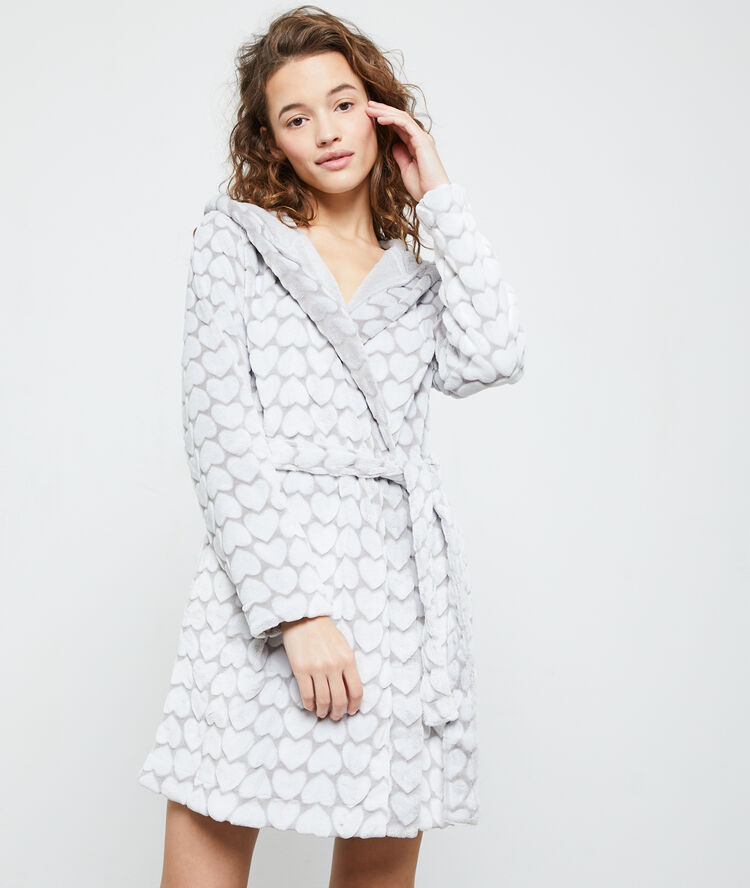 Déshabillé pilou motifs coeur gris.
