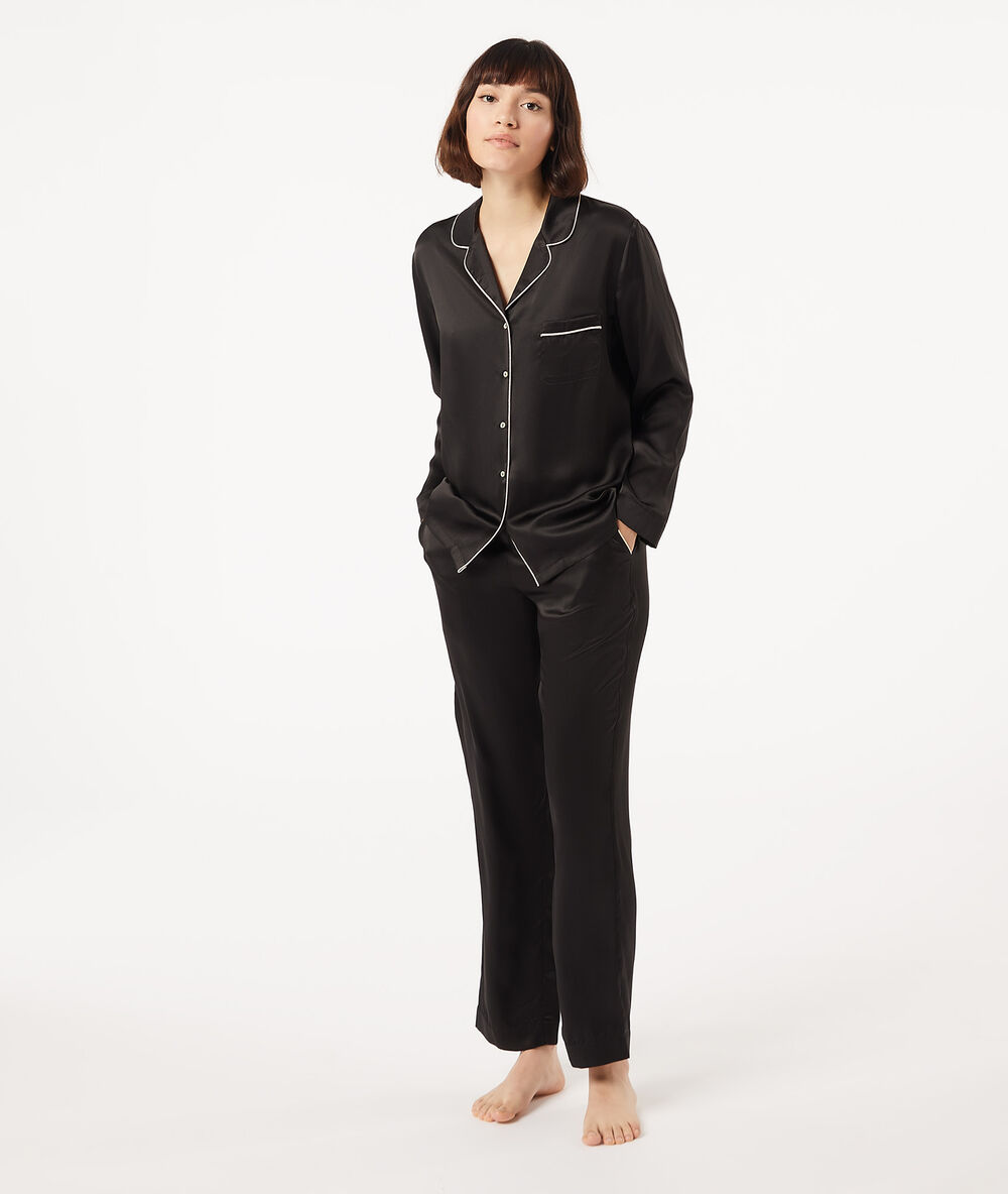 Pantalon en soie noir.