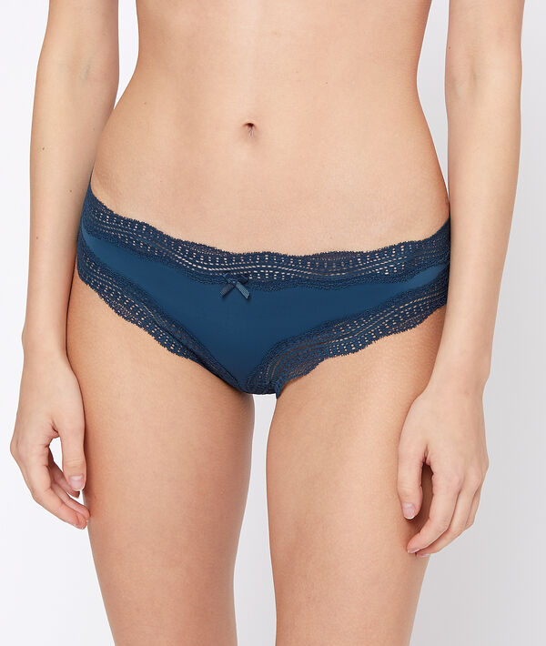 Tanga mit Säumen aus grafischer Spitze Tanga mit Säumen aus grafischer Spitze