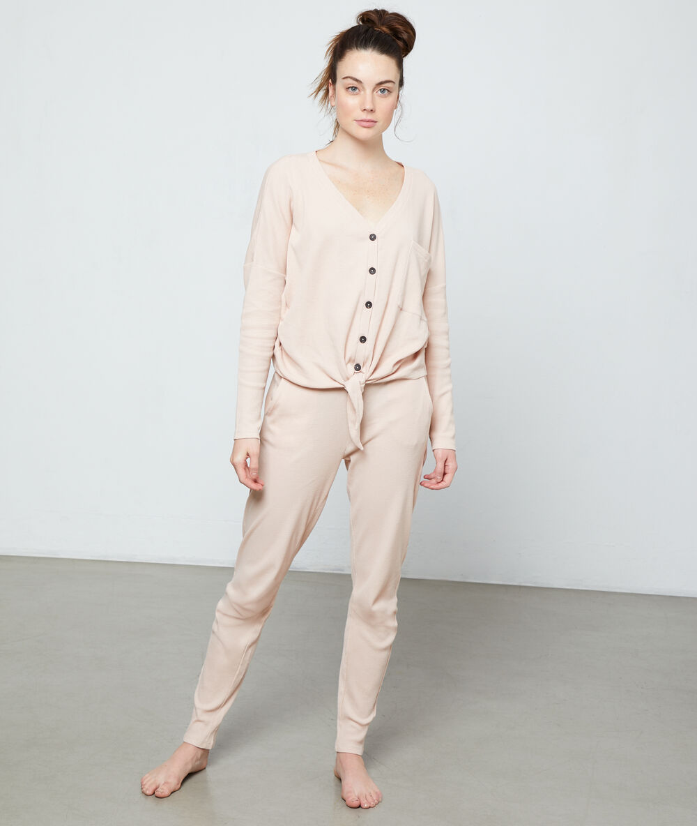 Top manches longues en coton rose.