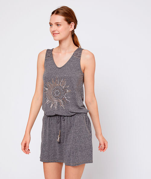 Nuisette imprim&eacute;e gris.