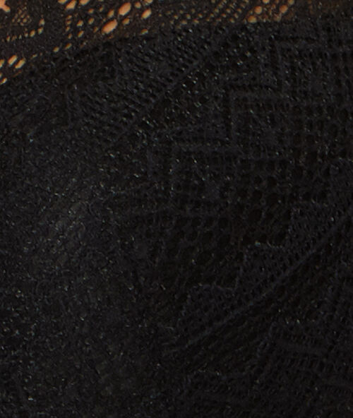 Soutien-gorge n°6 - triangle ampliforme en dentelle, bonnet d noir.