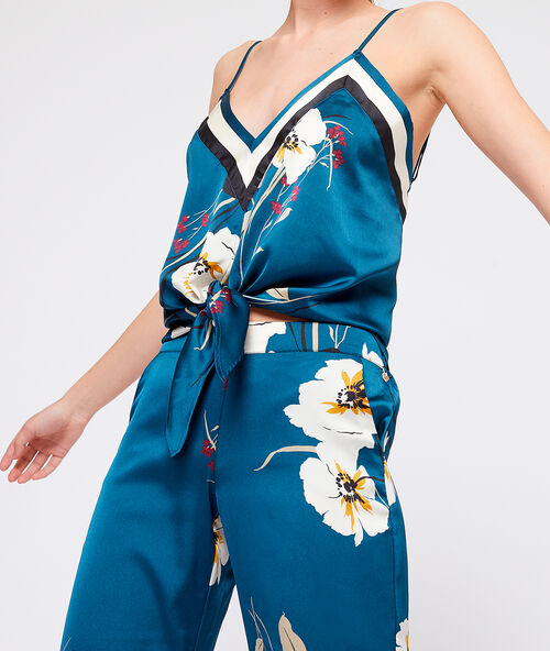 Top satin imprim&eacute; &agrave; nouer bleu.