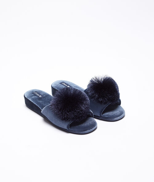 Flip-flops mit pompons blau.