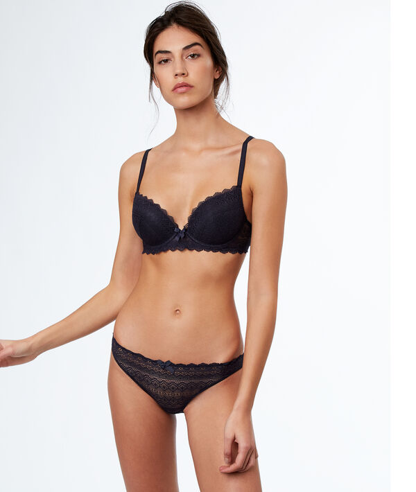 Culotte tout dentelle Culotte tout dentelle