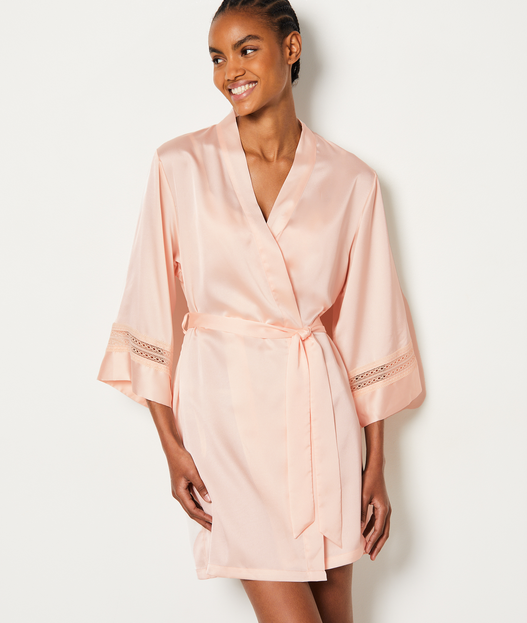 String Etam Satin Et Dentelle Rose - Taille FR38 - Neuf Sans étiquette - Noeud Blanc